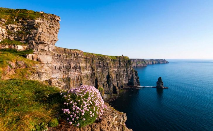 Local Pass for the Cliffs of Moher