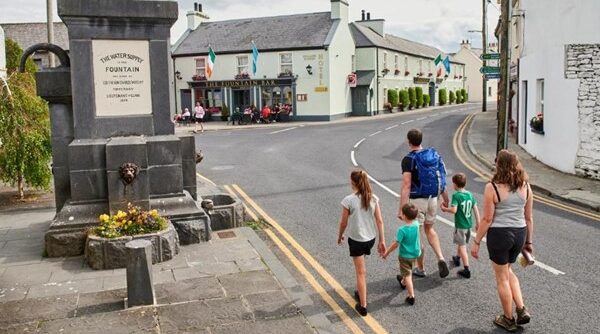 Hylands Burren Hotel